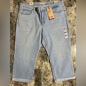 Women’s Plus size 20W Levi’s 311 Shaping Skinny Hypersoft Capri’s